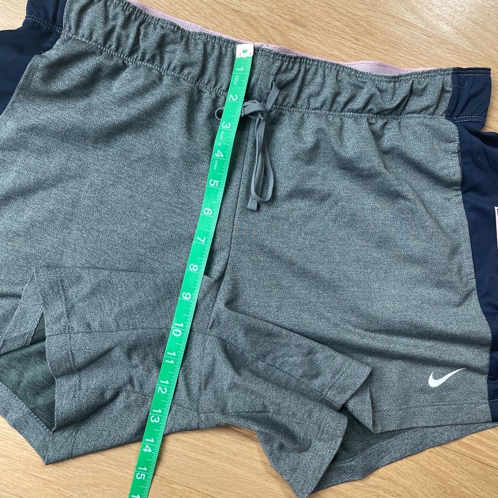 Nike Dri-Fit Attack Shorts Size Medium - Picture 8 of 9